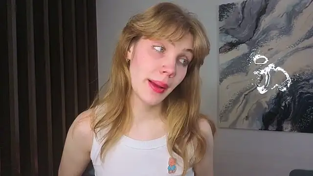 pienaple online show from 11/22/25, 04:11