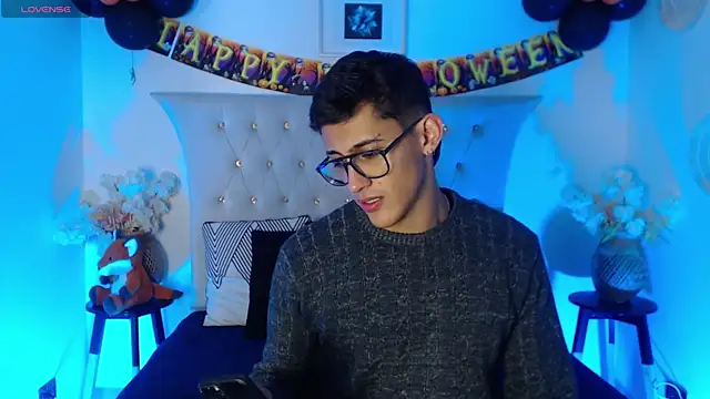 SalvadorFit online show from 10/17/25, 09:06