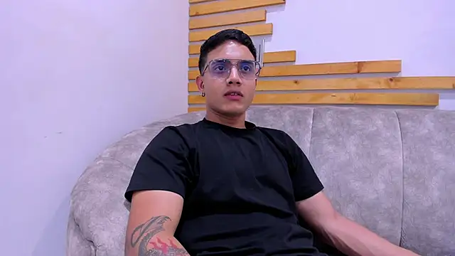 axel vega online show from 09/18/25, 08:22