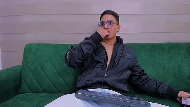 axel vega online show from 09/20/25, 01:12