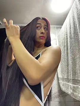 Snapshot of LawGoldman chatting on 11/04/25, 09:47 LawGoldman online show from 11/04/25, 09:47