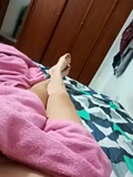 jenpaoo6- online show from 11/03/25, 12:50