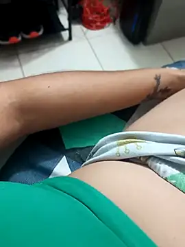 jenpaoo6- online show from 11/15/25, 02:24