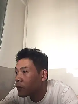 Snapshot of pualldu chatting on 10/24/25, 08:00 pualldu online show from 10/24/25, 08:00