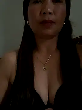 Snapshot of Milky-milk chatting on 10/06/25, 09:29 Milky-milk online show from 10/06/25, 09:29