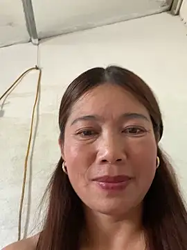 Snapshot of Milky-milk chatting on 10/28/25, 07:45 Milky-milk online show from 10/28/25, 07:45