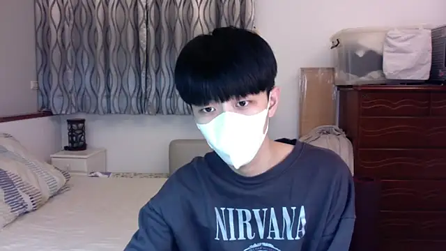 kai101010 online show from 10/27/25, 04:11