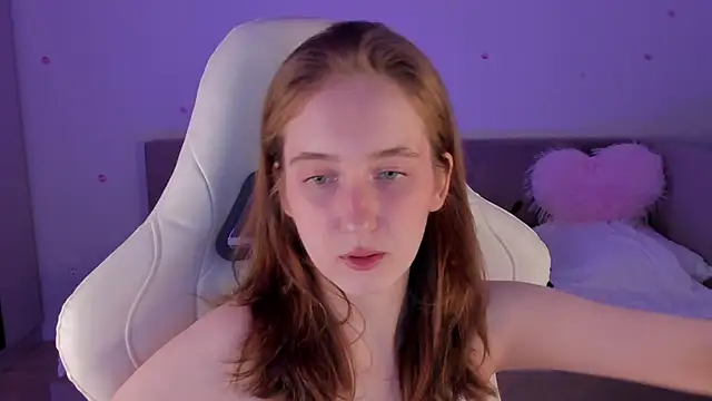 CrystalSoul  online show from 10/27/25, 09:19