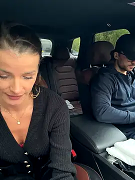 Snapshot of fit_vic chatting on 10/07/25, 11:07 fit vic online show from 10/07/25, 11:07