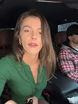 Snapshot of fit_vic chatting on 11/16/25, 07:14 fit vic online show from 11/16/25, 07:14