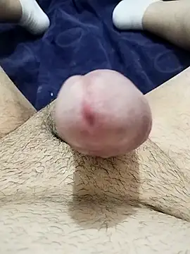 Snapshot of kessekesse chatting on 11/15/25, 09:32 kessekesse online show from 11/15/25, 09:32