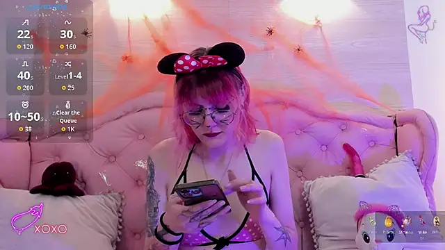 Rossiie Hunt  online show from 10/15/25, 05:13