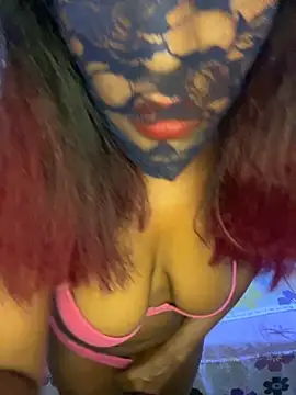 Snapshot of morjana2001 chatting on 10/30/25, 01:01 morjana2001 online show from 10/30/25, 01:01