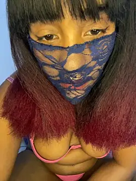 Snapshot of morjana2001 chatting on 11/13/25, 11:36 morjana2001 online show from 11/13/25, 11:36