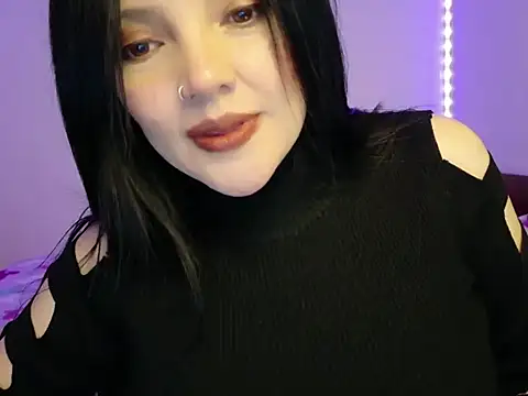 Snapshot of PamHot chatting on 10/01/25, 10:49 PamHot online show from 10/01/25, 10:49