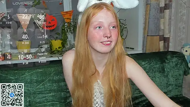 RitaSweety18 online show from 10/27/25, 07:07