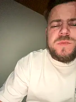 Snapshot of BiologicCargo752 chatting on 11/09/25, 05:50 BiologicCargo752 online show from 11/09/25, 05:50