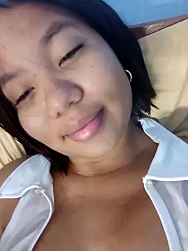 Snapshot of little_onixx chatting on 10/10/25, 11:09 little onixx online show from 10/10/25, 11:09