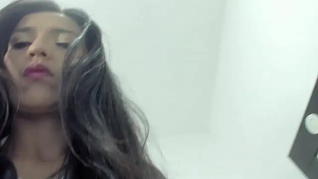 Snapshot of misshidalgo chatting on 10/09/25, 03:37 misshidalgo online show from 10/09/25, 03:37