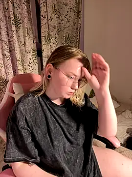 lame cat online show from 11/10/25, 01:59