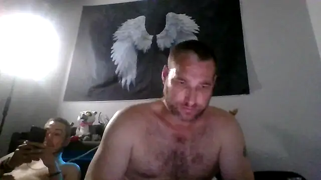 Snapshot of LeeDank chatting on 10/20/25, 08:04 LeeDank online show from 10/20/25, 08:04