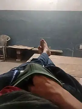 VickyMonster5 online show from 11/18/25, 09:08