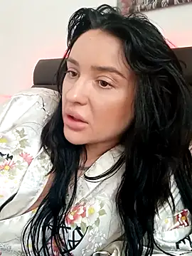 mariabloom9 online show from 10/07/25, 10:56