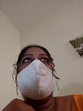 Snapshot of TAMIL_AMMUSRI chatting on 09/22/25, 07:10 TAMIL AMMUSRI online show from 09/22/25, 07:10