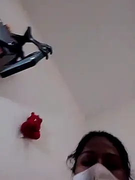 Snapshot of TAMIL_AMMUSRI chatting on 09/23/25, 12:41 TAMIL AMMUSRI online show from 09/23/25, 12:41