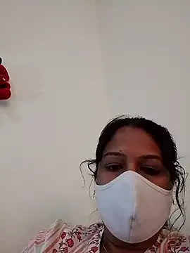 Snapshot of TAMIL_AMMUSRI chatting on 10/28/25, 06:39 TAMIL AMMUSRI online show from 10/28/25, 06:39