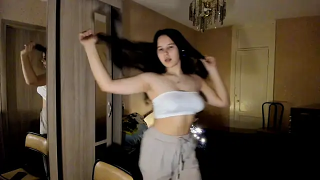 Snapshot of MandaDestiche chatting on 10/09/25, 08:07 MandaDestiche online show from 10/09/25, 08:07