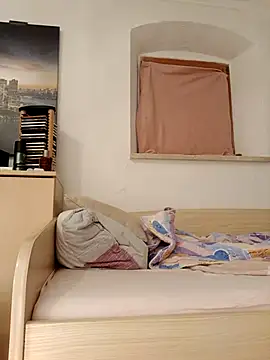 Casianantoonnio online show from 10/27/25, 01:59