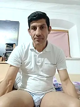 Casianantoonnio online show from 10/28/25, 02:04