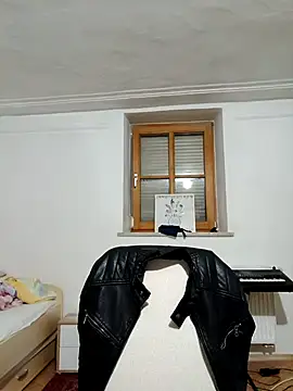 Casianantoonnio online show from 11/21/25, 01:43