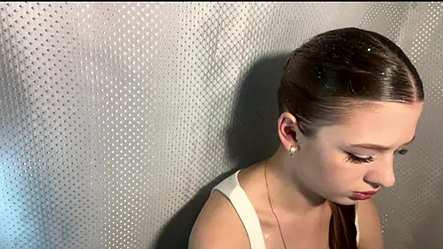 JonellMalave online show from 10/01/25, 04:24