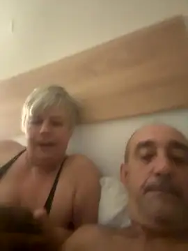 Snapshot of VyC7564 chatting on 11/01/25, 10:12 VyC7564 online show from 11/01/25, 10:12