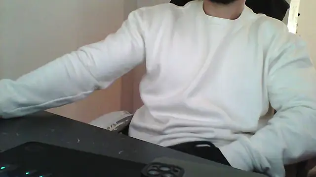 yourfantasy777 online show from 11/18/25, 04:33