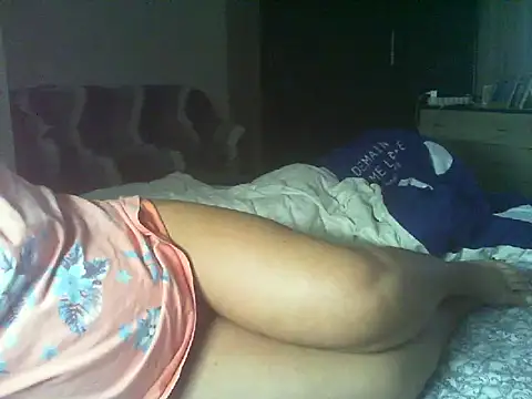 Lauray1 online show from 11/16/25, 06:46