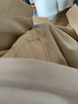 leeyoung  online show from 10/08/25, 07:17