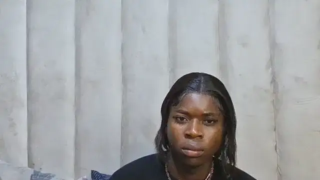 SexyBear012 online show from 11/14/25, 07:45