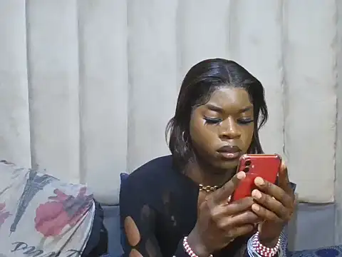 SexyBear012 online show from 11/17/25, 10:15