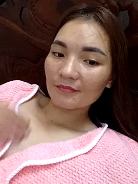 phuongxinhxan online show from 10/17/25, 03:36