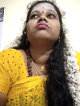 sweetqueen143 online show from 10/23/25, 04:06