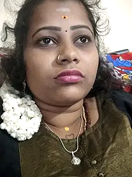 sweetqueen143 online show from 11/14/25, 05:22