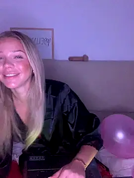 Bellablows online show from 10/23/25, 10:08