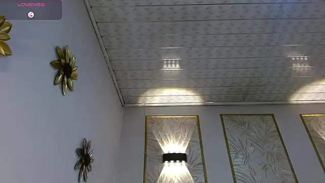 LunaaGrey  online show from 10/23/25, 03:39