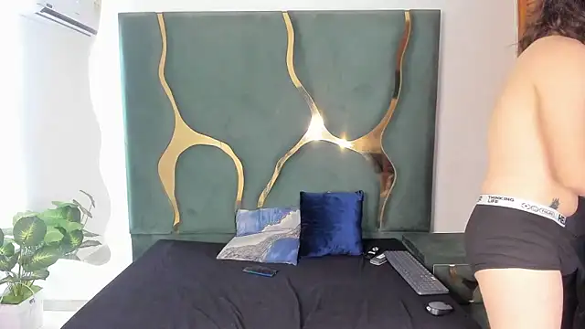 fallenangelsasm online show from 10/22/25, 10:09