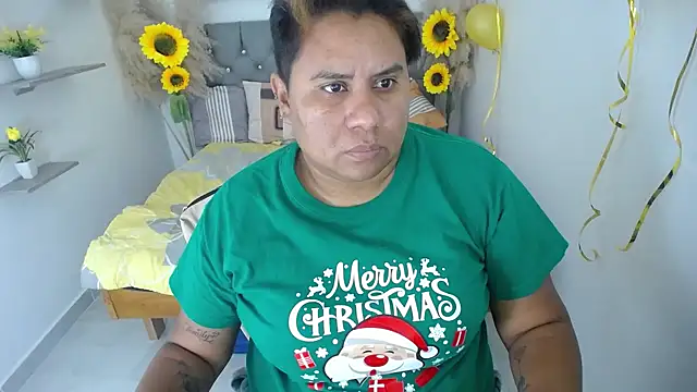 hotlesby valery online show from 09/27/25, 12:21