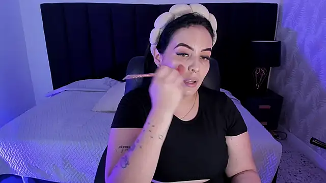 camiladuke7 online show from 10/07/25, 07:33