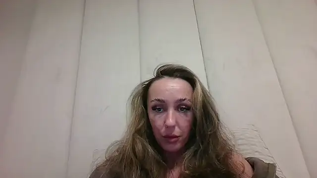 Snapshot of Scotishminx25 chatting on 09/26/25, 11:20 Scotishminx25 online show from 09/26/25, 11:20